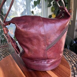 Marino Orlandi Authentic Vintage Italian Leather Bucket Sling Bag EUC